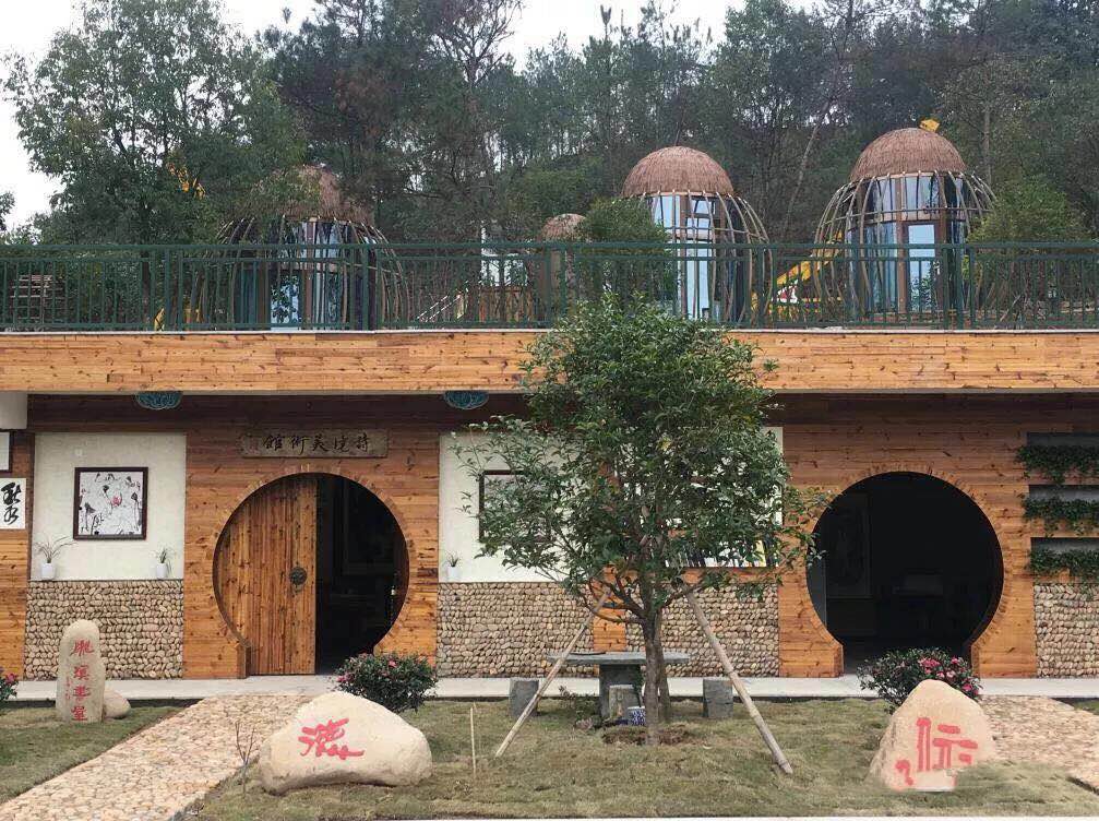 木屋为什么要比钢混土修建更合适人类栖身